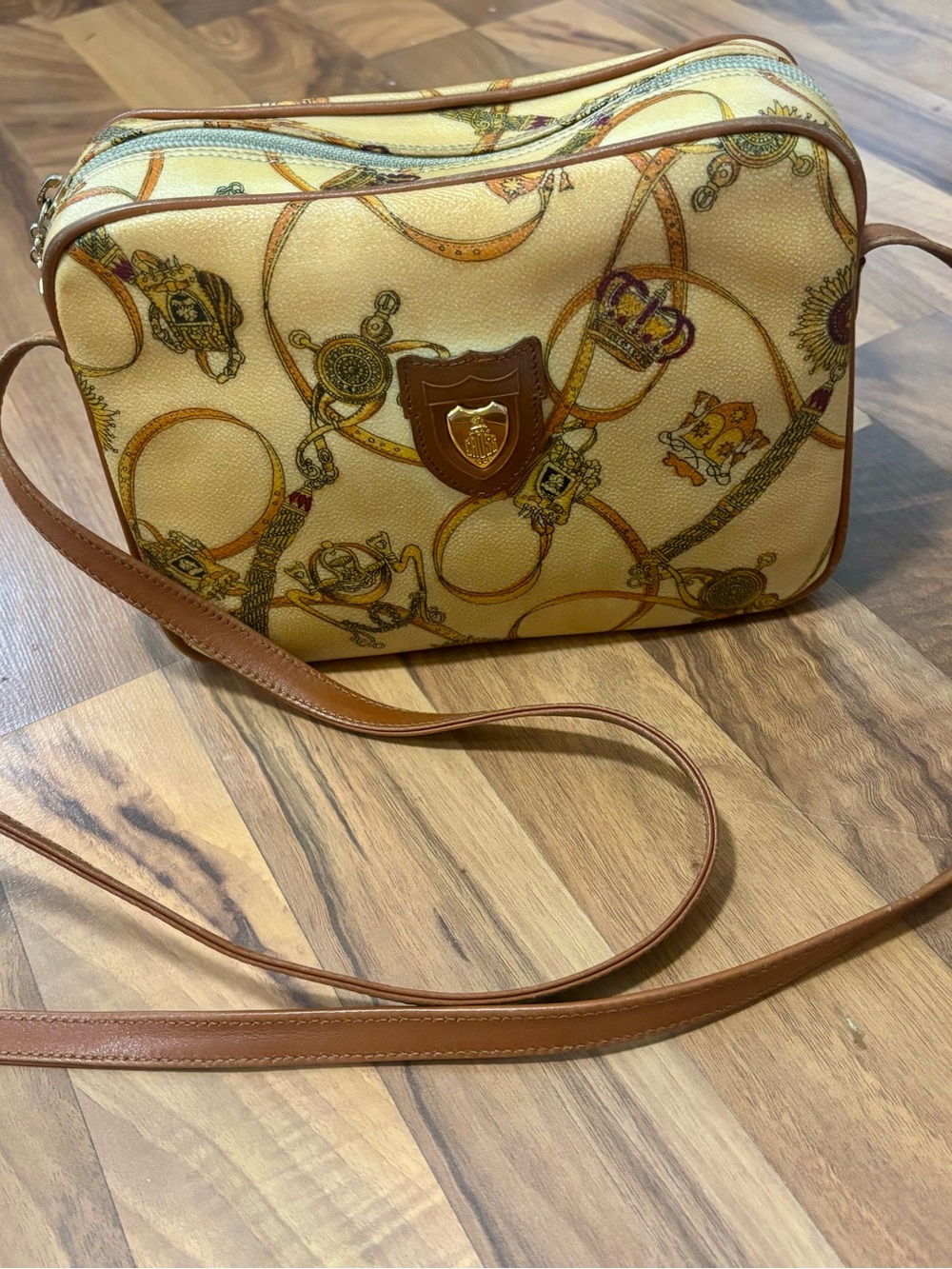 Vintage Mark Cross beige crossbody